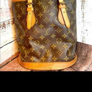 Louis Vuitton Bucket PM Bag